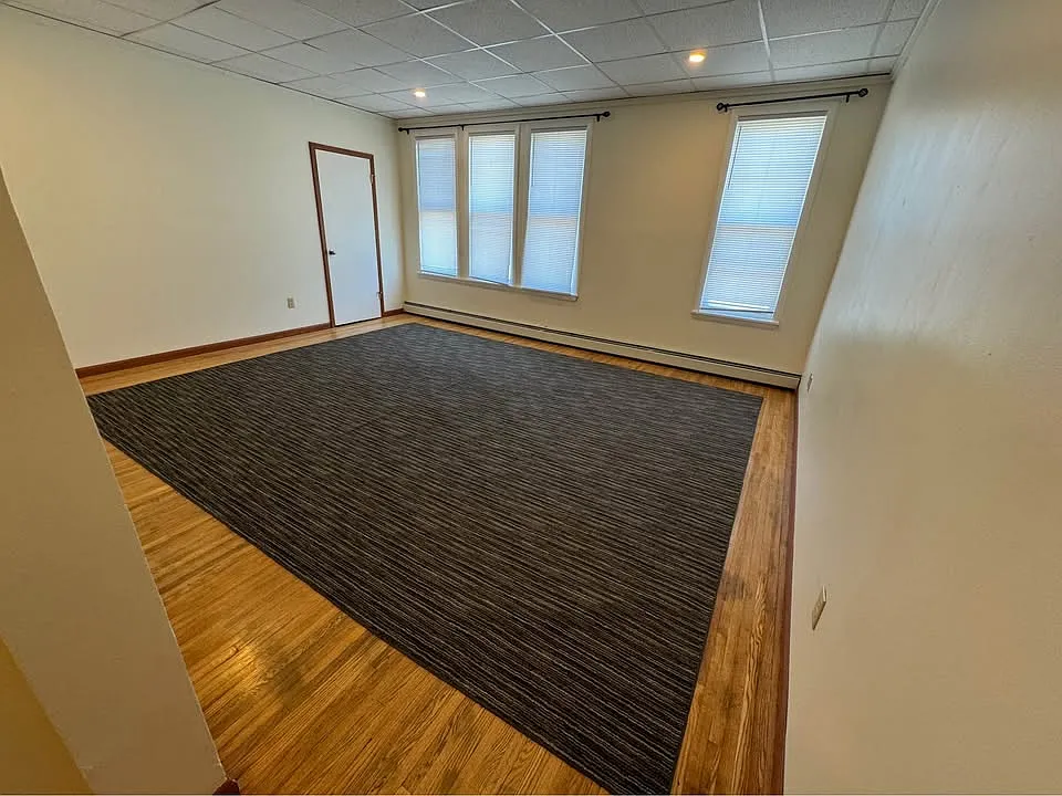 133 E Main St #1
