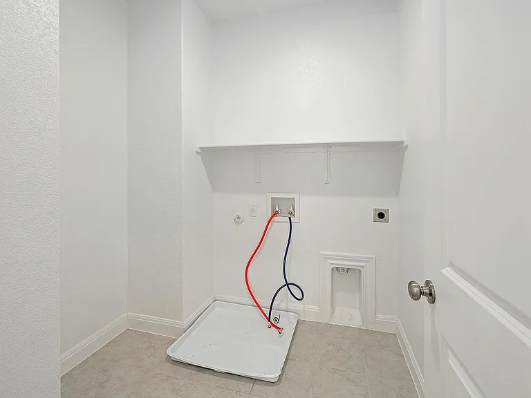 113 King Thistle Ct — Photo 27