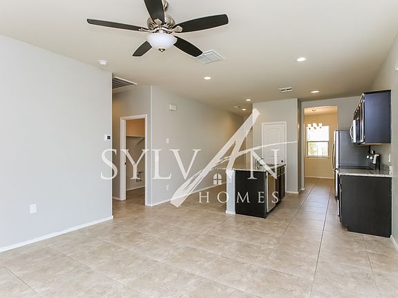 4th image of 11519 E Wallflower Ln