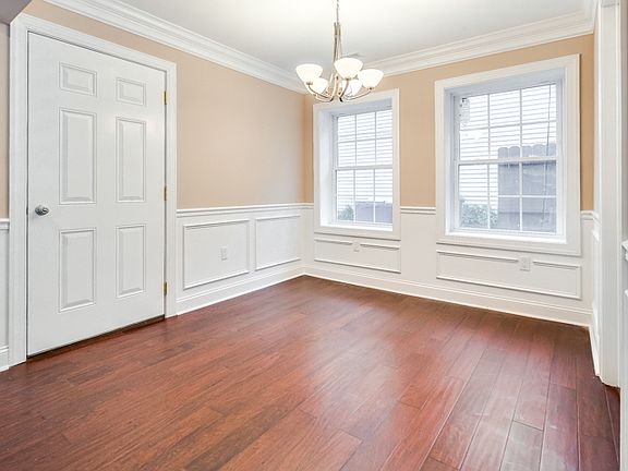 5th image of 51 Kingwood Ln