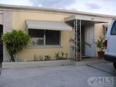 820 S A St, Lake Worth, FL, 33460