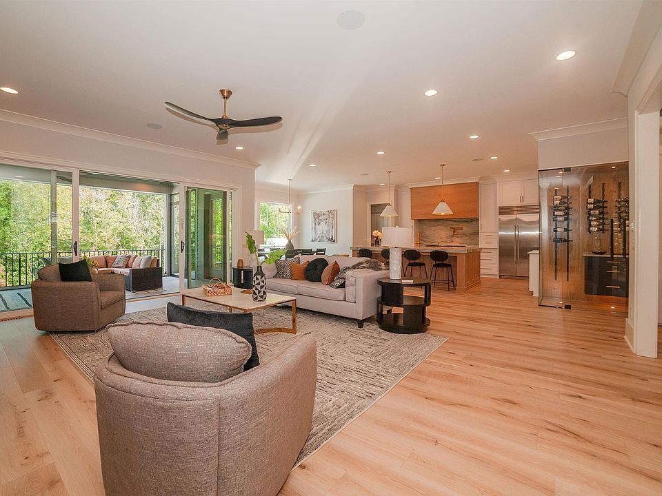 1st image of 1028 Montvale Ridge Dr
