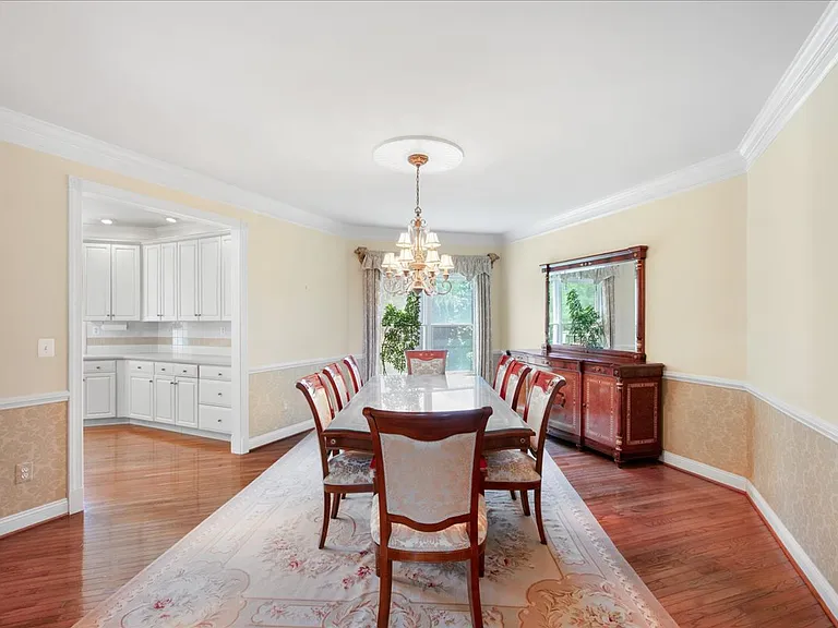 10243 Brittenford Dr — Photo 16