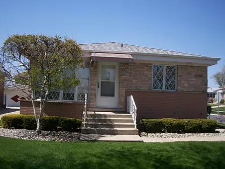 4944 N Ozanam Ave photo 1