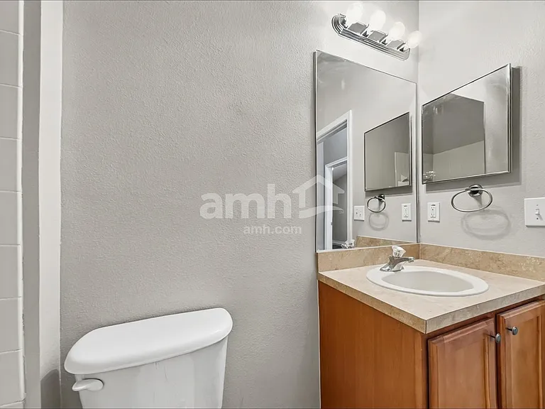 3213 Dunstable Dr — Photo 13