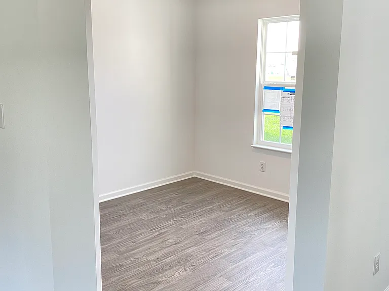 4289 Ashworth Ln — Photo 5
