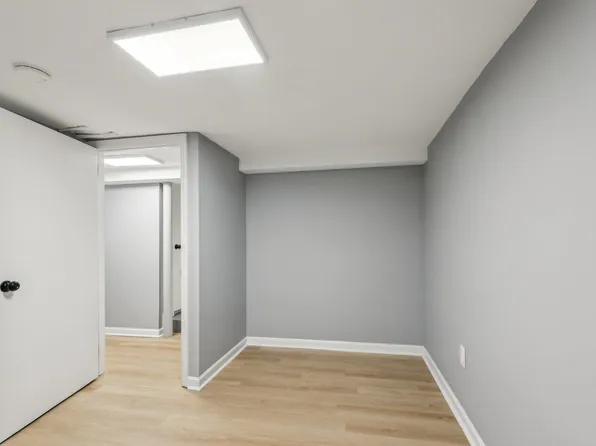 196 Clendenny Avenue image 20 of 26