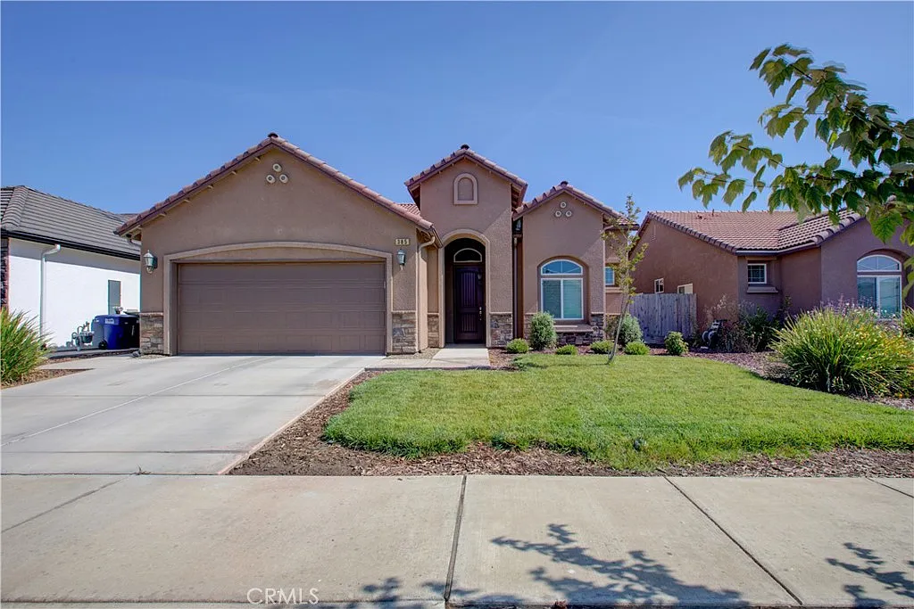 385 Hart Dr photo 1