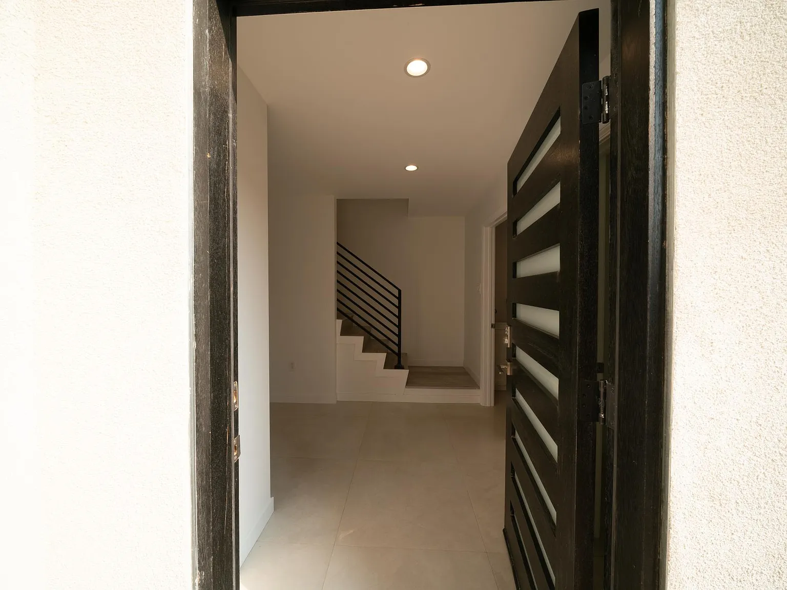 21863 Woodland Crest Dr — Photo 3