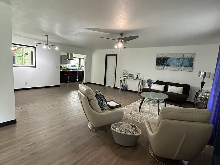 Rainbow Cir — Photo 6