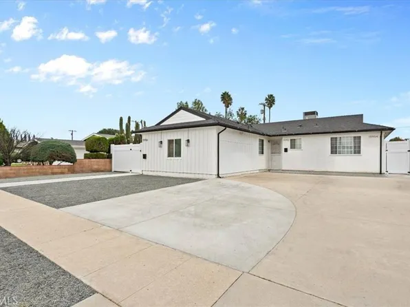 15952 Simonds St, Granada Hills, CA 91344