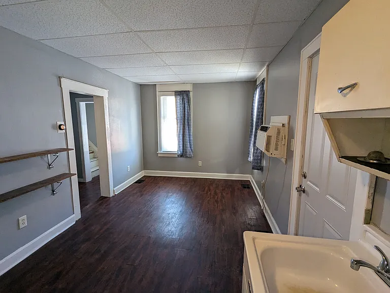 338 N Columbus St #3 — Photo 3