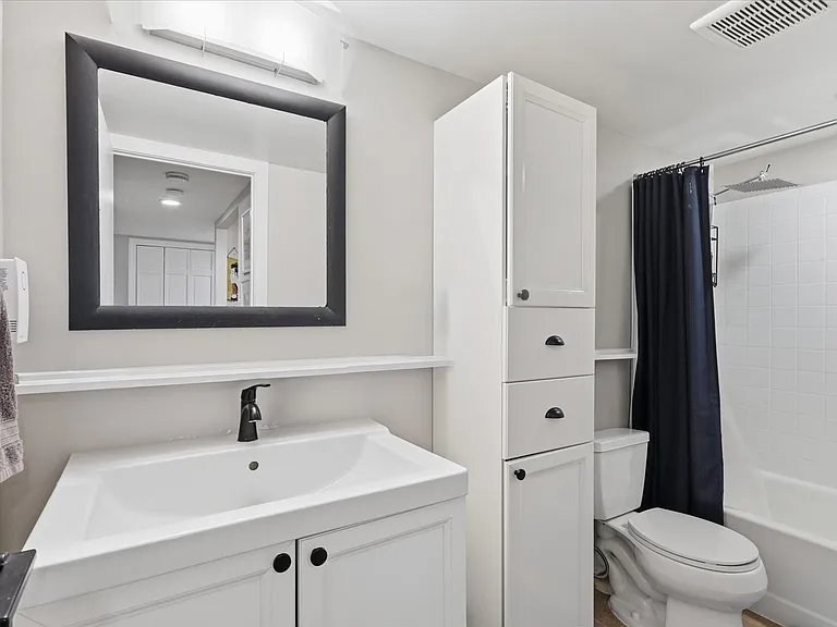 2611 Adams Mill Rd NW #T4 — Photo 14