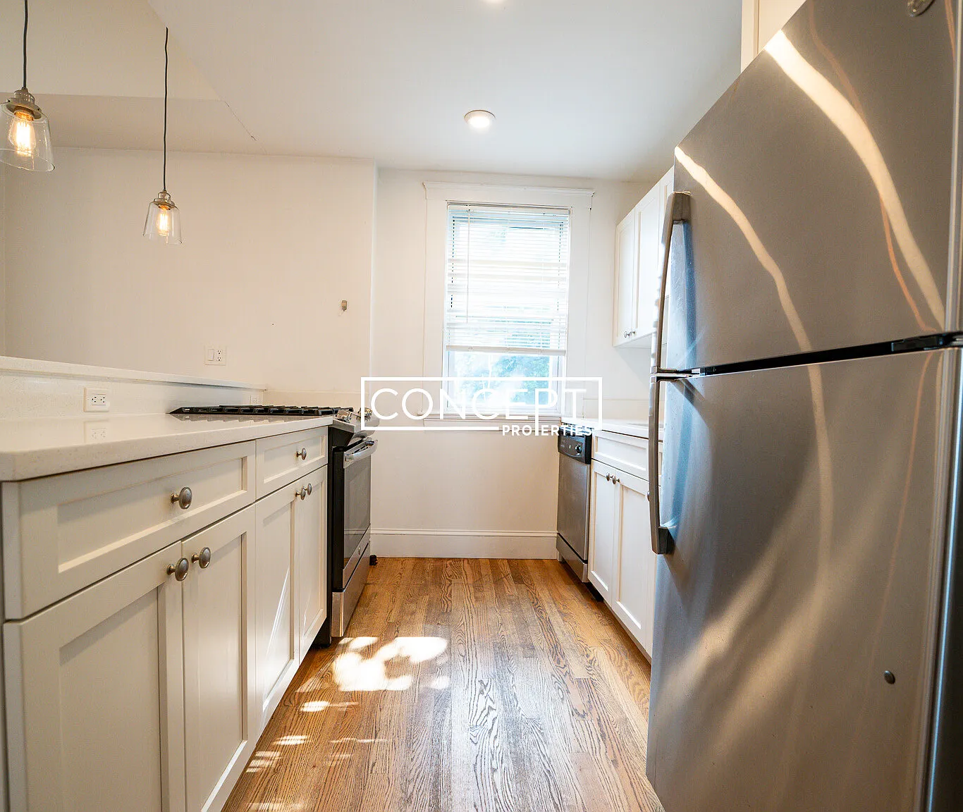 4 bed, $3,200 — Photo 3