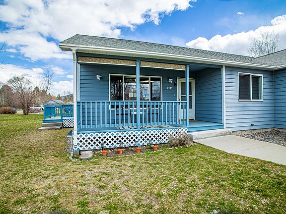 3rd image of 2307 Sherwood Ln