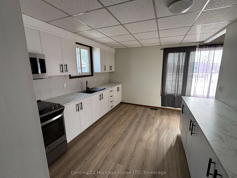 7 Klauck St #1 — Photo 3
