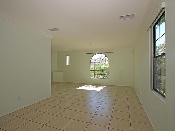 5th image of 530 Via Assisi