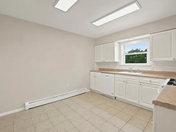 47 Gordon St #3, Yonkers, NY 10701