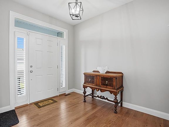 3rd image of 170 Stone Hill Dr #170