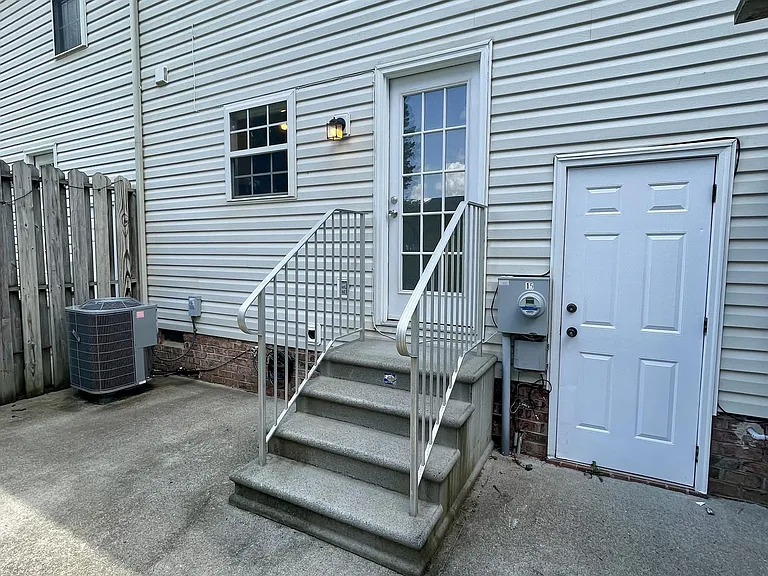 1069 Blue Ridge View Cir — Photo 26