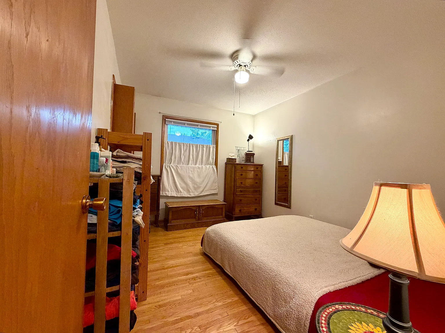 2 bed, 1200 sqft, $1,850 — Photo 4