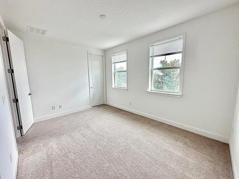 14094 Tarvin St — Photo 21