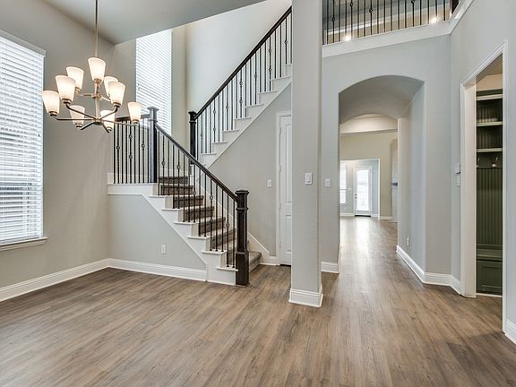 3rd image of 3511 Meridian Ave