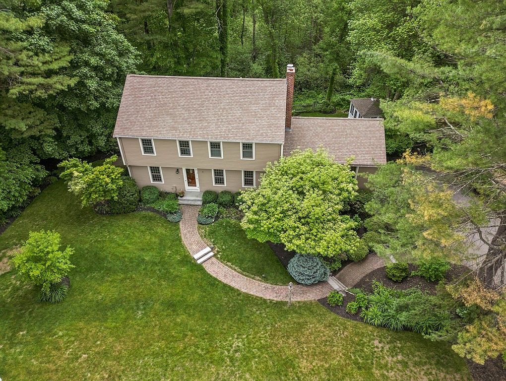 8 Surrey Ln, Topsfield, MA 01983 Zillow