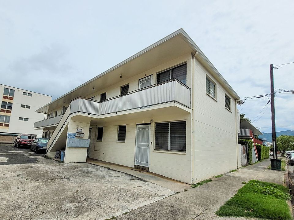 1st image of 830 University Ave APT 8