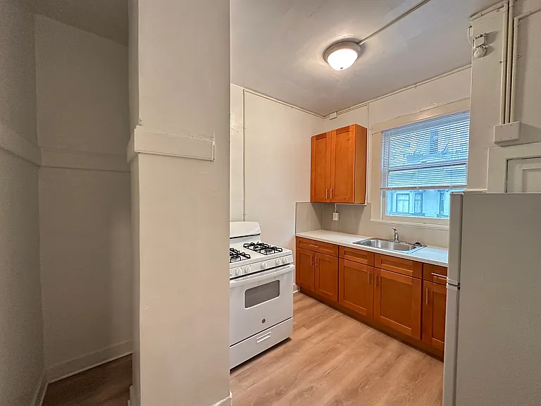 1101 Pine St #400 — Photo 6