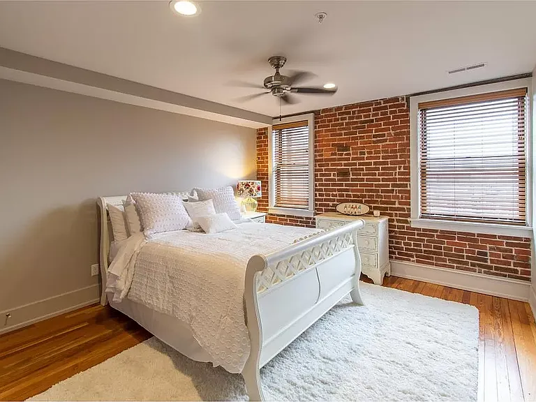 1741 Frankfort Ave #102 — Photo 8