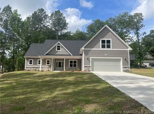 3394 Blossom Rd, Fayetteville, NC 28306