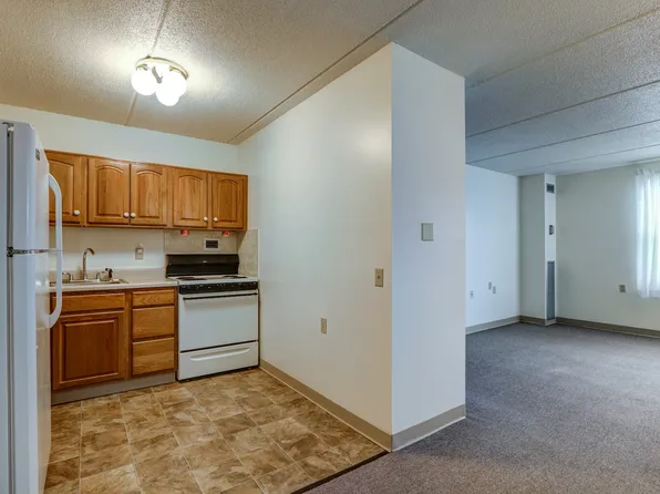 St. Therese Plaza, 4 Saint Therese Ct #3b2f26cbf, Homestead, PA 15120