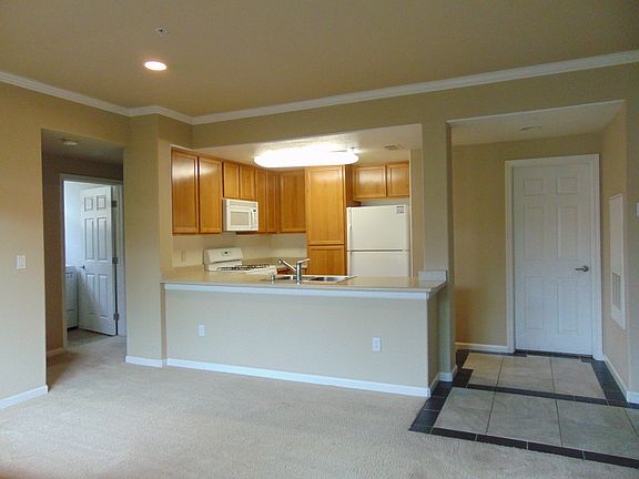 5th image of 5201 Laguna Oaks Dr Unit 74