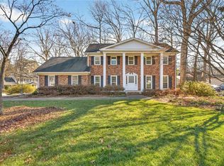 4919 Olde Village Ct, Dunwoody, GA 30338