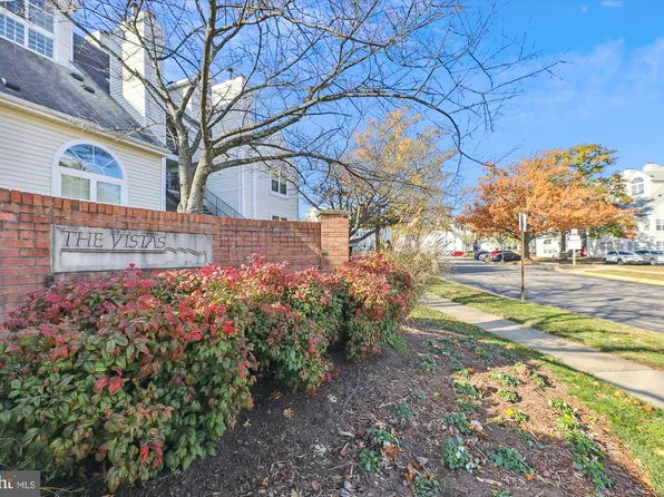 14226 Yardarm Way APT 108, Laurel, MD 20707