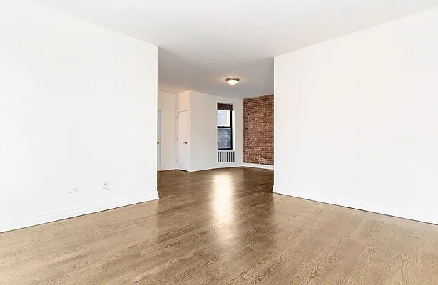 Rented by REAL New York | media 3