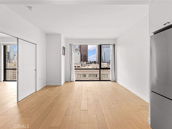 5th image of 400 S Broadway APT 1607