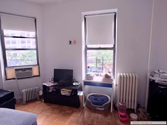 Rented by Sovereign Associates | media 16