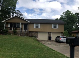 2434 Maplewood Dr, Chattanooga, TN 37421