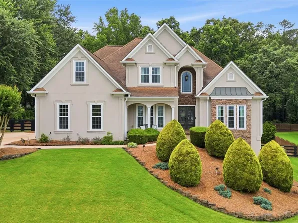 5015 Oakmont Bend Dr, Alpharetta, GA 30004