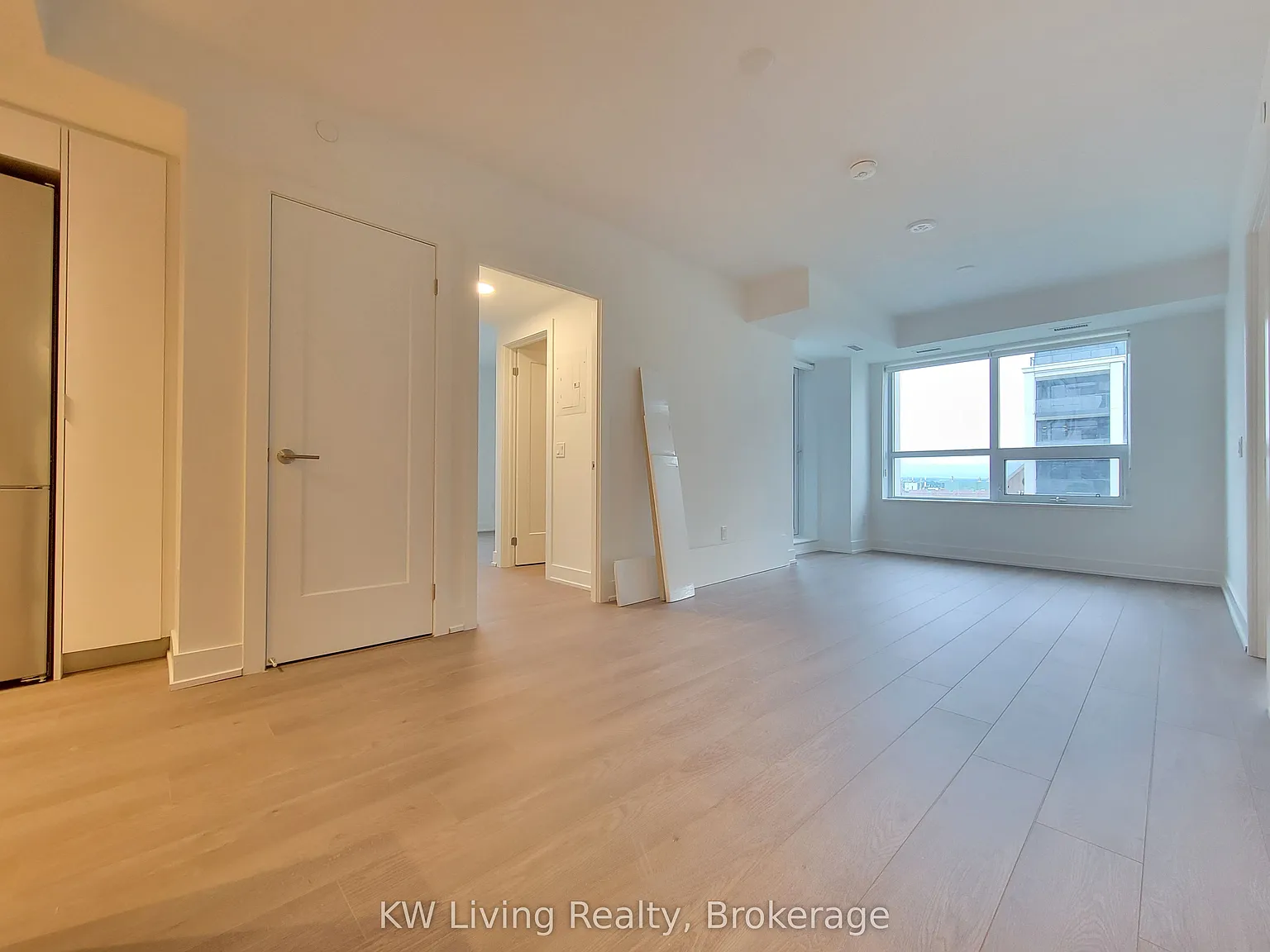 Vendome Condo — Photo 3