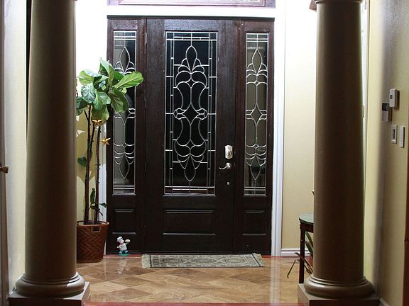 Foyer with marble inlay