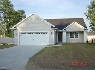3968 Country Meadows Dr, Kalamazoo, MI 49048