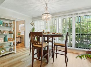 222 Walmar Grv, Saint Simons Island, GA 31522