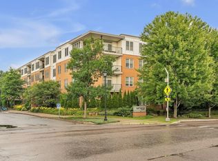 410 Farrell St APT 419, South Burlington, VT 05403