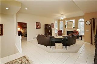 4th image of 124 Breckenridge Ln