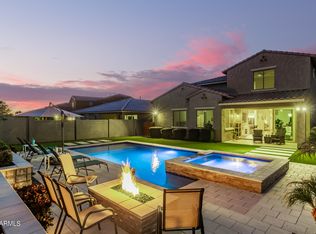 2727 E Daniel Dr, Gilbert, AZ 85298