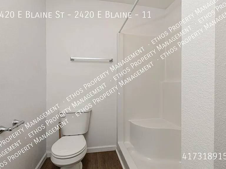 2420 E Blaine St #11 — Photo 10