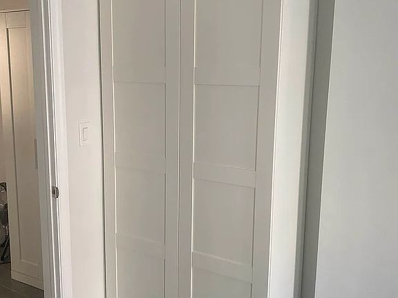5th image of 124 S 1st St APT 2